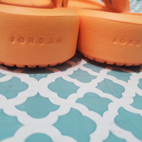 Jordan NOLA Women's Slides Bright Citrus - Picture 8 of 12